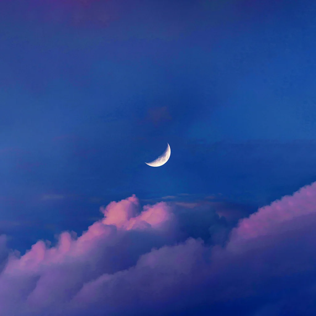 Abbildung: Mond am Nachthimmel